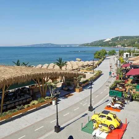 Maria Palace Complex