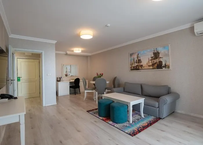 Maria Palace Complex ホテル バルチク