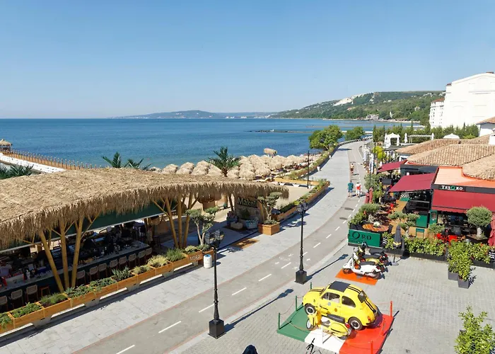 Maria Palace Complex