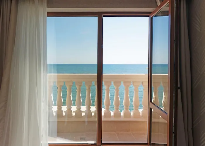 Maria Palace Complex * バルチク